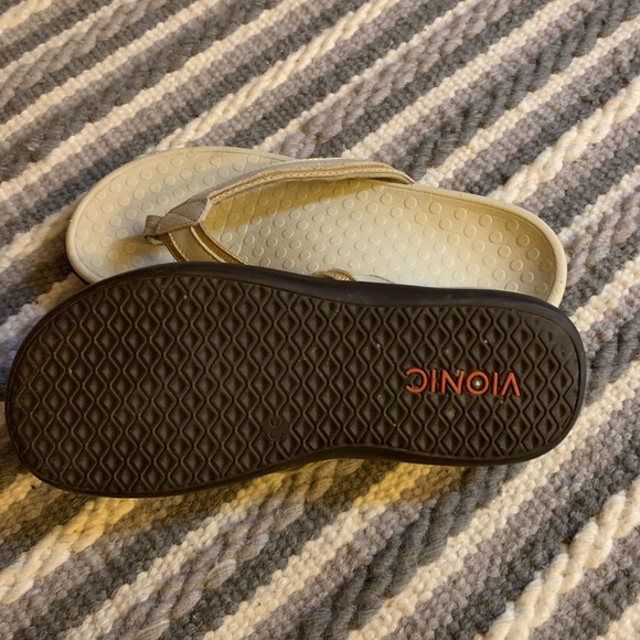 Vionic Shoes | Womans Vionic | Poshmark